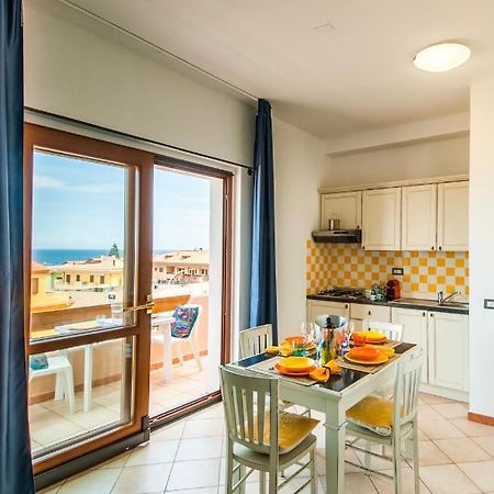 شقة Casa Vacanze Il Grecale-A Pochi Passi Dal Mare كاستيلساردو المظهر الخارجي الصورة