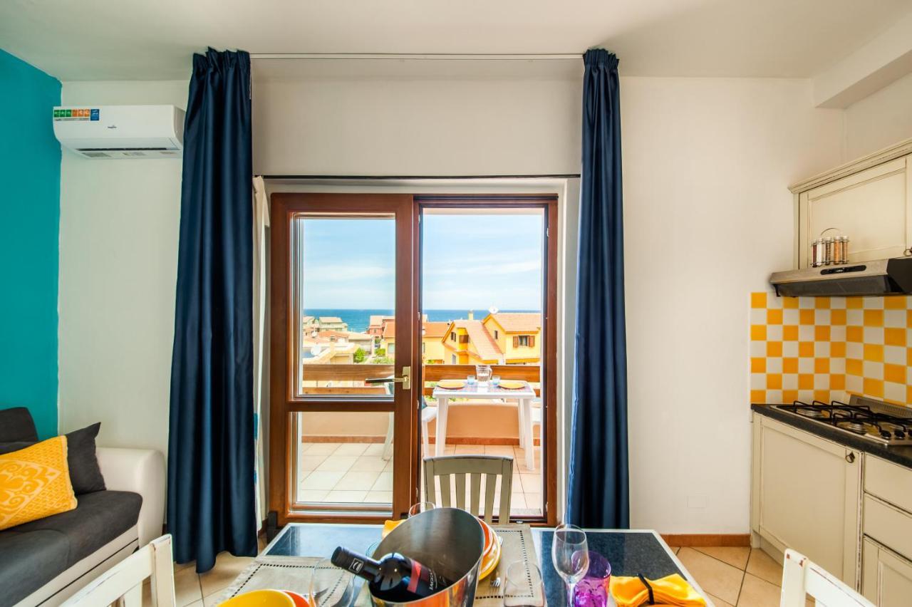 شقة Casa Vacanze Il Grecale-A Pochi Passi Dal Mare كاستيلساردو المظهر الخارجي الصورة